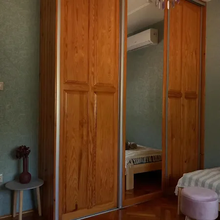 Apartment Akacvirag Airport Viki